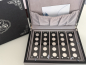 Preview: China Volksrepublik  25 x 3 Yuan (1/4 Oz Silber) Set China Jubiläumsset 2007 zum 25. jährigen Geburtstag der Gold Panda Münzen Polierte Platte mit PrestigeBox