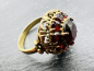 Preview: Vintage - Cocktailring mit Rubinroten Granat im floralenstil in Krappenfassung, 333 Gelbgold, Ringgröße 65, ca. 6,95g (29)