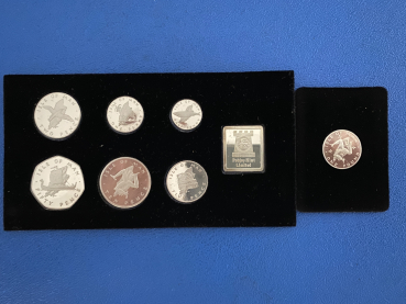 Preview: Isle of Man Platin Prestige Satz 1978 1/2 Pence-1 Pound 25 Jahre Queen Elisabeth gesamt 99,68g Feinplatin, RARITÄT