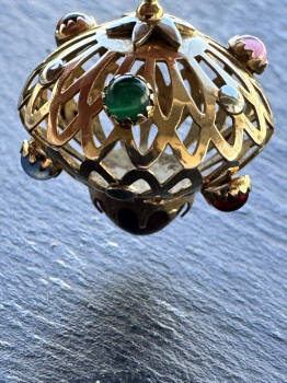 Preview: Vintage / Kugelanhänger aus 750er Gelbgold mit mehrfarbigen Cabochon-Steine, ca.23mm x 24mm, ca.7,8g (39)