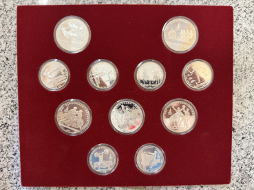Preview: Rusland 14 x 5 Rubel und 14 x 10 Rubel Olympiade Moskau 1980, 630g Feinsilber in Polierte Platte inkl. roter Box Luxus Qualität!