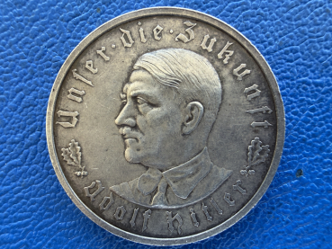 3. Reich 1933 Adolf Hitler Silbermedaille (O. Glöckler) mit Randpunze Bayer. Hauptmünzamt