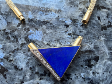 Preview: Wandelbares Designer-Omega-Collier mit Lapis Lazuli & Diamanten – 18K Gelbgold 48,3g 750er Gold (20)