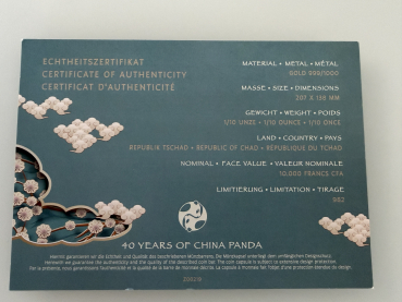 Preview: Tschad 10.000 Francs 40Jahre China Panda1/10 Oz Feingold in Prestige Box inkl. CoA Auflage: 982 Stk. weltweit