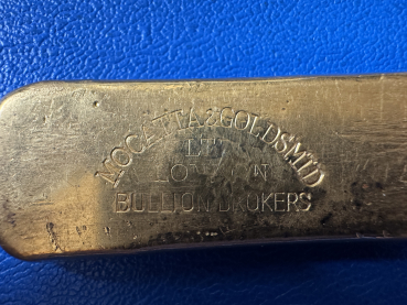 Preview: 250 Gramm JOHNSON MATTHEY gegossener Goldbarren mit Gegenstempel Mocxatta & Goldsmid (50) selten