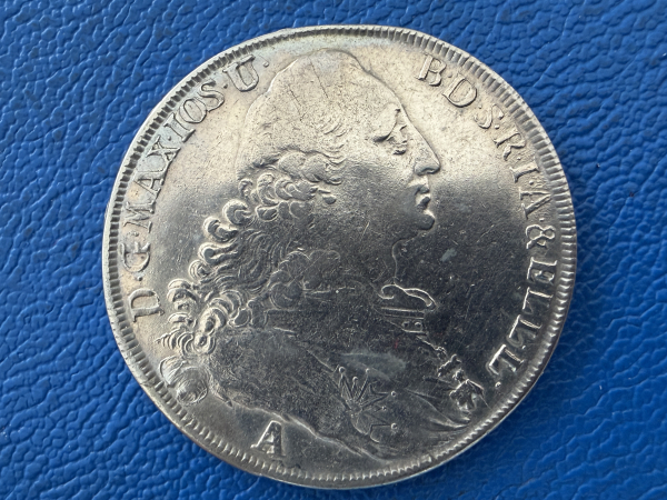 Bayern Maximilian III. Joseph Taler 1775 A Madonna mit Kind Madonnentaler Tolle Erhaltung (2)