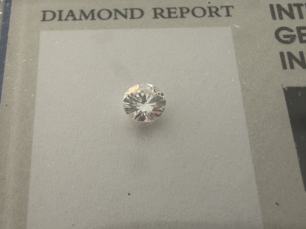 Runder Brilliantdiamant mit 0,24 ct, Farbe D (hochweiß) Reinheit IF (Internally Flawless) orig. versiegelten Blister (33)
