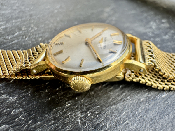 Vintage Longines Damenarmbanduhr, 585er Gelbgold, ca 28,50 g, ca.18cm Länge mit Verschluss, (34)