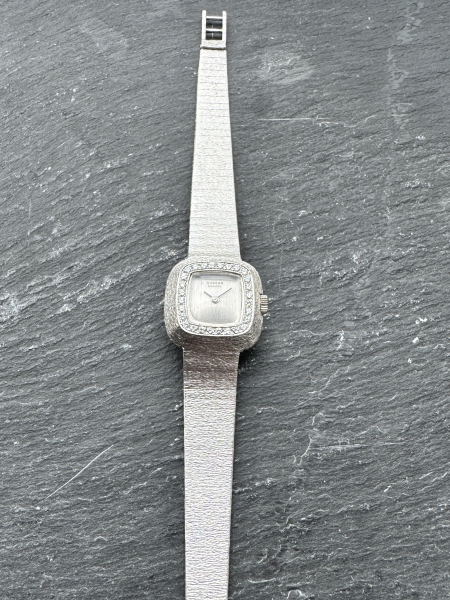 Elegante Sarcar Genéve Vintage Damenarmbanduhr, 750er Weißgold, 28 Diamanten, ca.43,50g, ca.17cm Länge mit Verschluss (31)