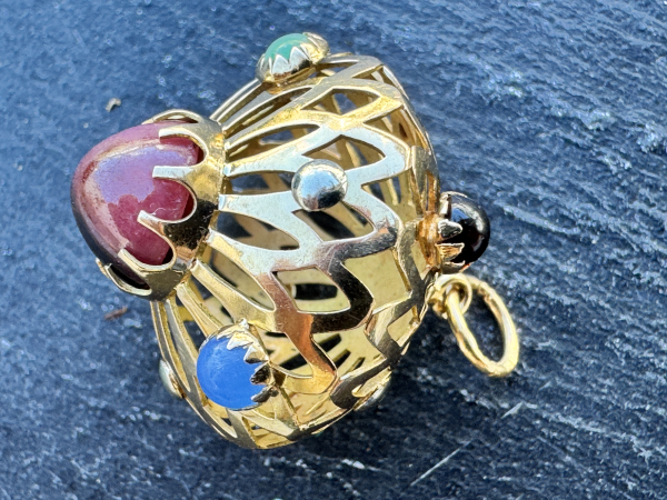 Vintage / Kugelanhänger aus 750er Gelbgold mit mehrfarbigen Cabochon-Steine, ca.23mm x 24mm, ca.7,8g (39)