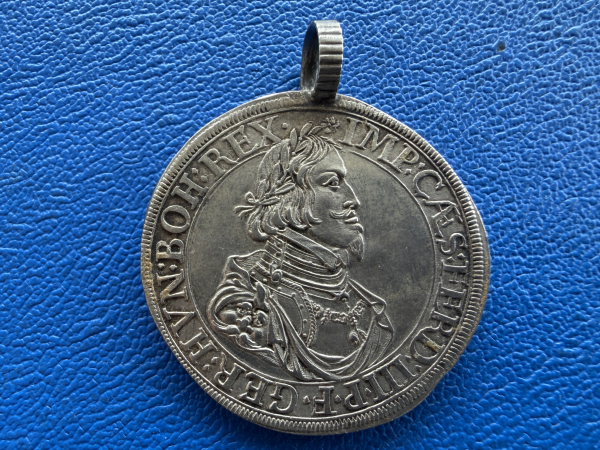 Augsburg 1 Taler 1641 Ferdinand III mit Henkel tolles Exemplar