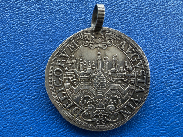 Augsburg 1 Taler 1641 Ferdinand III mit Henkel tolles Exemplar