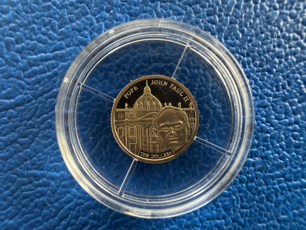 Kleinste Goldmünze d. Welt Liberia 10$ 2003 Papst Johannes Paul II Gold