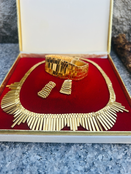 Exklusives 22 Karat (916er Gelbgold) Goldschmuck Ensemble- Collier / Necklace, Set Segmentarmband und Ohrstecker insgesamt 84,68g Feingold (10)