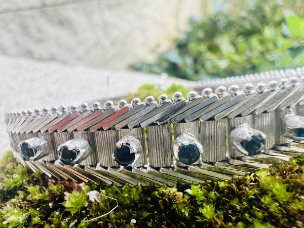 Elegantes Vintage-Schmuckset aus 835 Silber mit blauen Saphieren - Collier & Armband  in Fischgräten – Design (11)