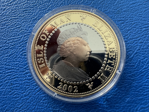 Isle of Man 1 Crown 2002 Elisabeth II. Golden Jubilee Polierte Platte Tricolor Gold 27,62g Feingold selten