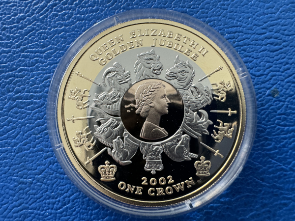 Isle of Man 1 Crown 2002 Elisabeth II. Golden Jubilee Polierte Platte Tricolor Gold 27,62g Feingold selten