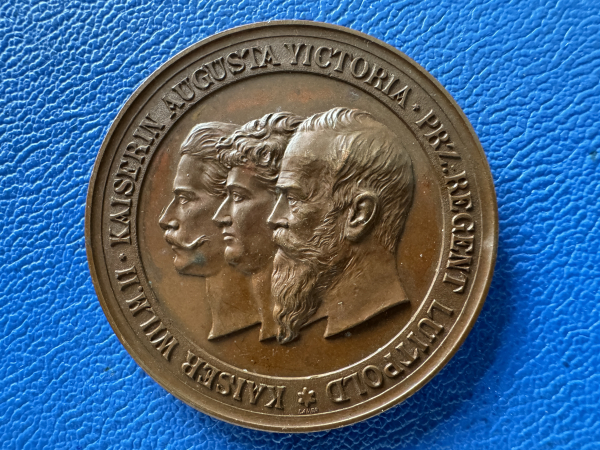 Bayern Medaille 1889 Luitpold 1886-1912 (Lauer) Besuch des Richard-Wagner-Theaters in Bayreuth