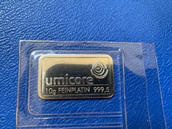 10 Gramm Platinbarren Degussa/Umicore geprägte Form orig. eingeschweißt differenzbesteuert