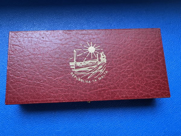 Malta Gold Set 1977 Proof Set 100, 50 und 25 Pounds orig. Folie und Etui insg. 51,35g Feingold