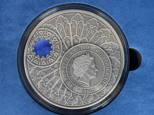 Niue 50 $ 2020 1 KG Silber Notre-Dame mit Tiffany-Glas veredelt 99 Stk. weltweit RARITÄT