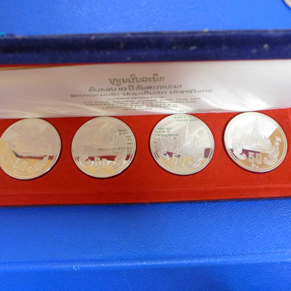 Laos 50 Kip 1975-1985 Silbermünzensatz Anniversary of the Foundation, selten